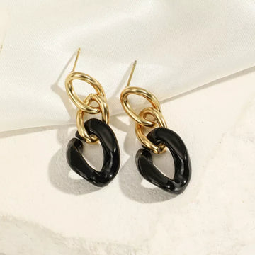 Open afbeelding in diavoorstelling Schakel oorbel met kleurrijk detail